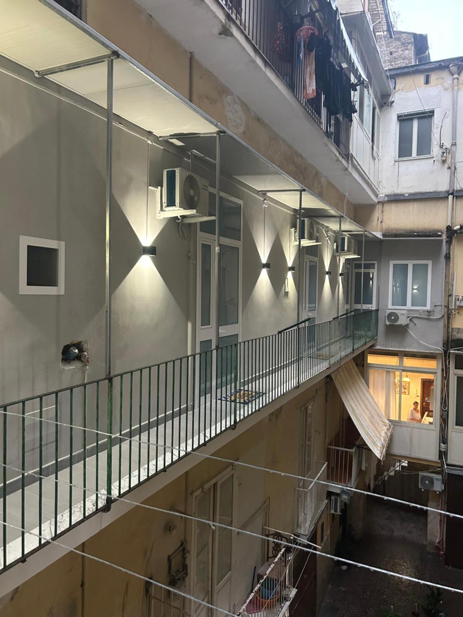 Valentino Caracciolo 105 Apartment Naples Exterior photo