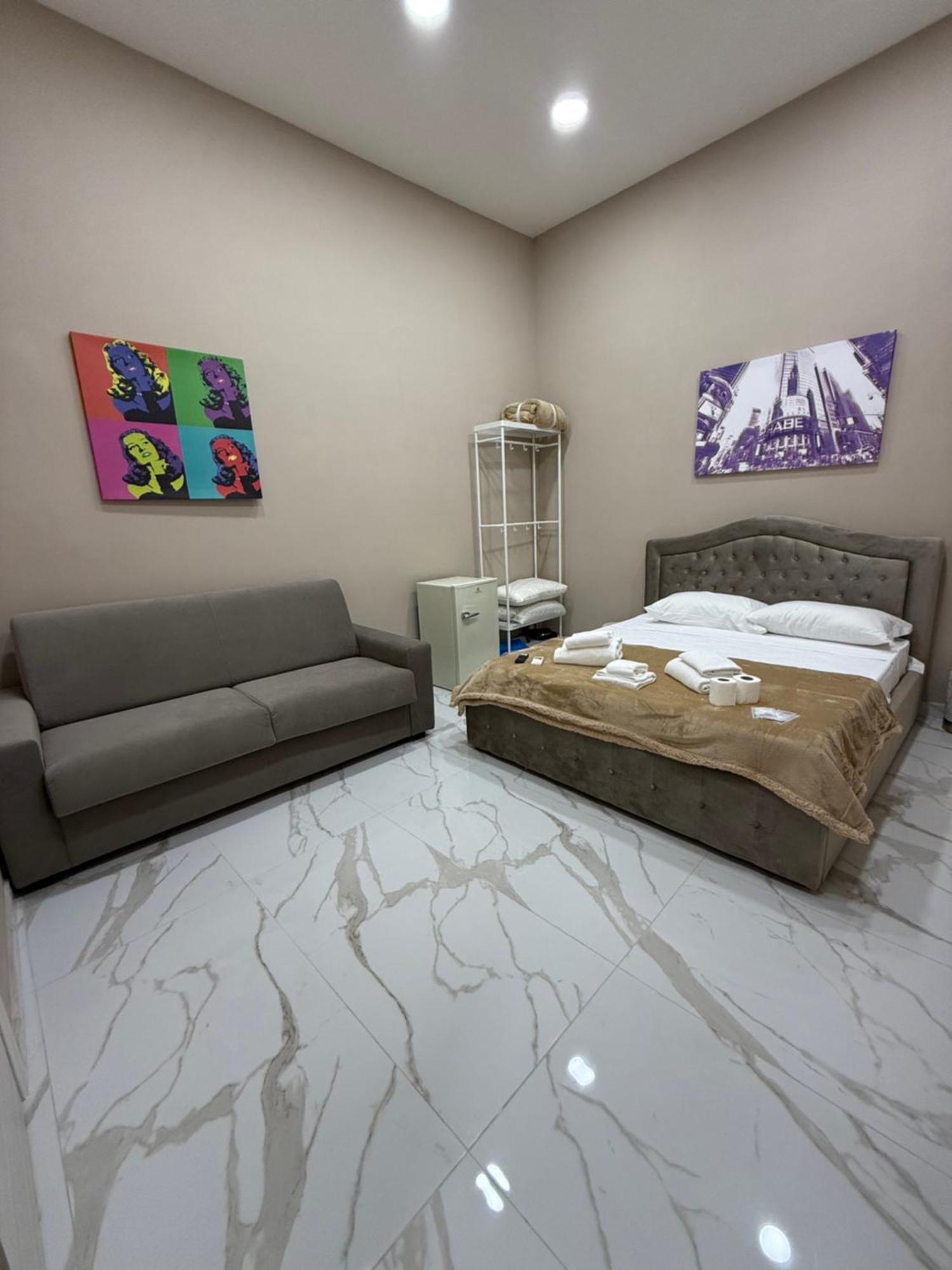 Valentino Caracciolo 105 Apartment Naples Exterior photo