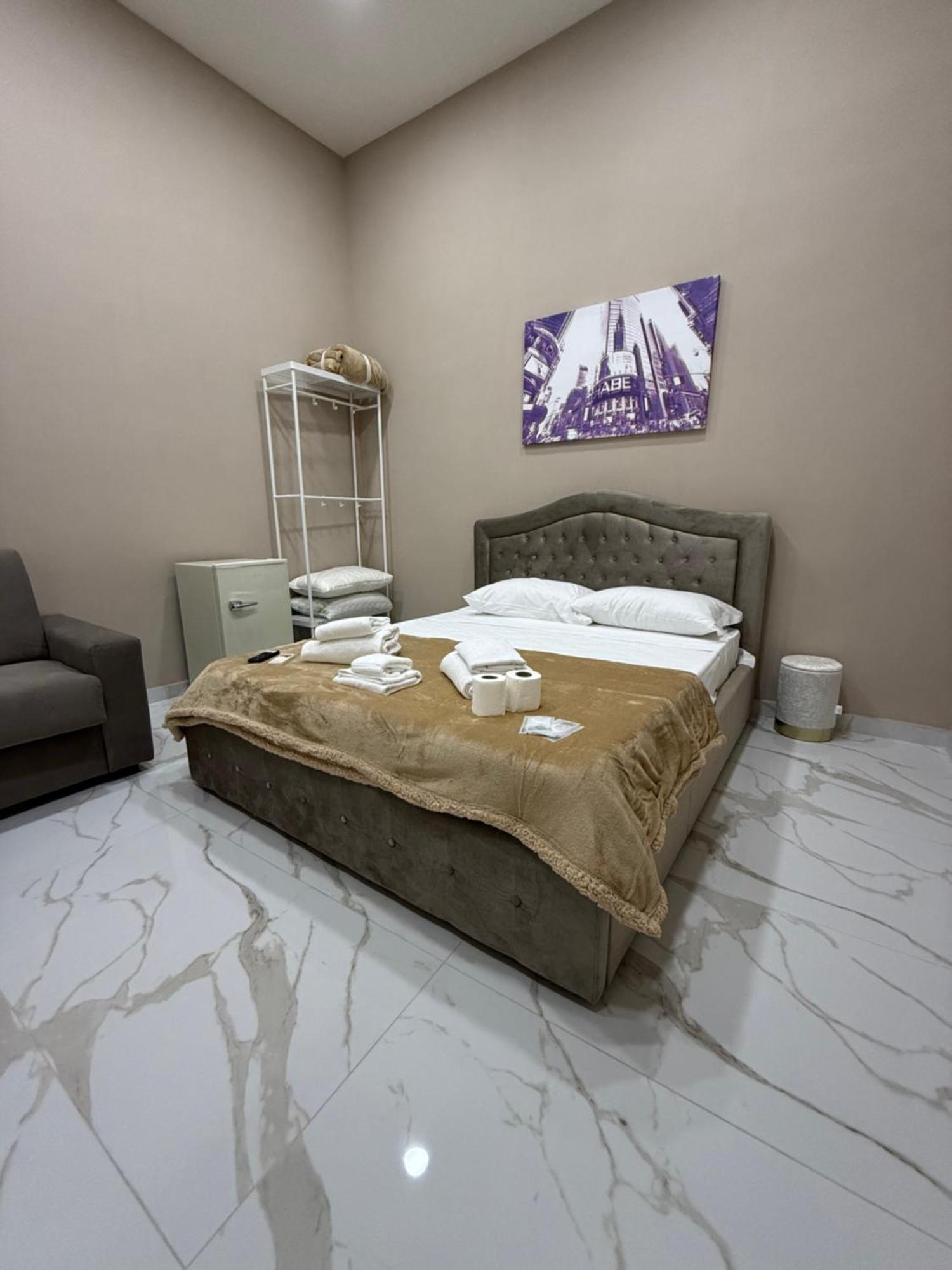 Valentino Caracciolo 105 Apartment Naples Exterior photo