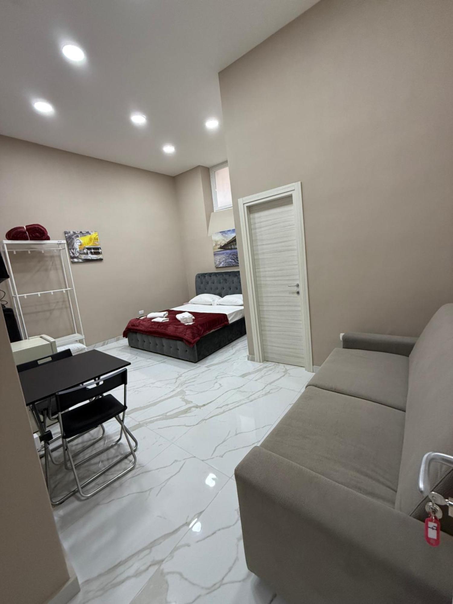 Valentino Caracciolo 105 Apartment Naples Exterior photo