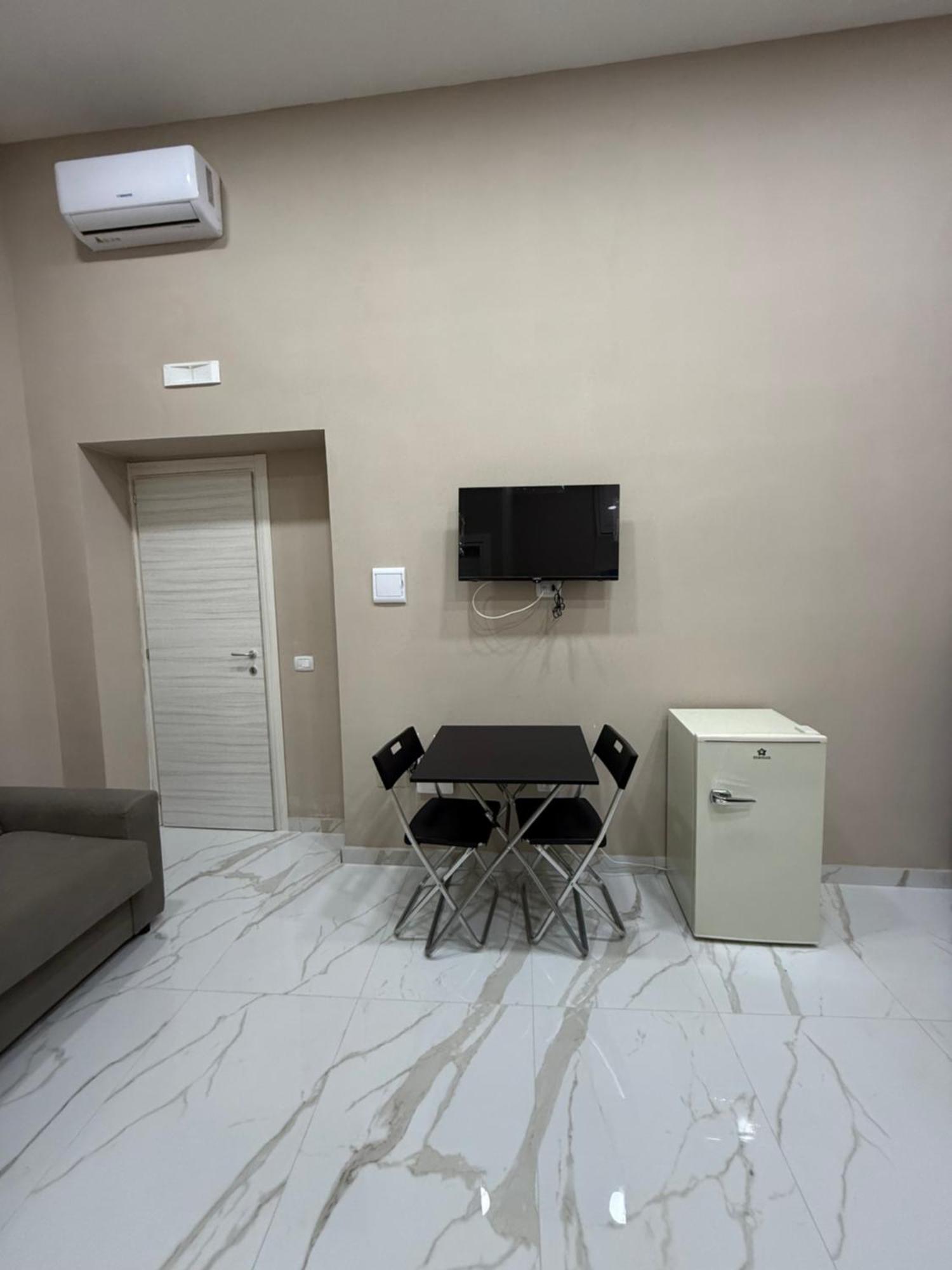Valentino Caracciolo 105 Apartment Naples Exterior photo