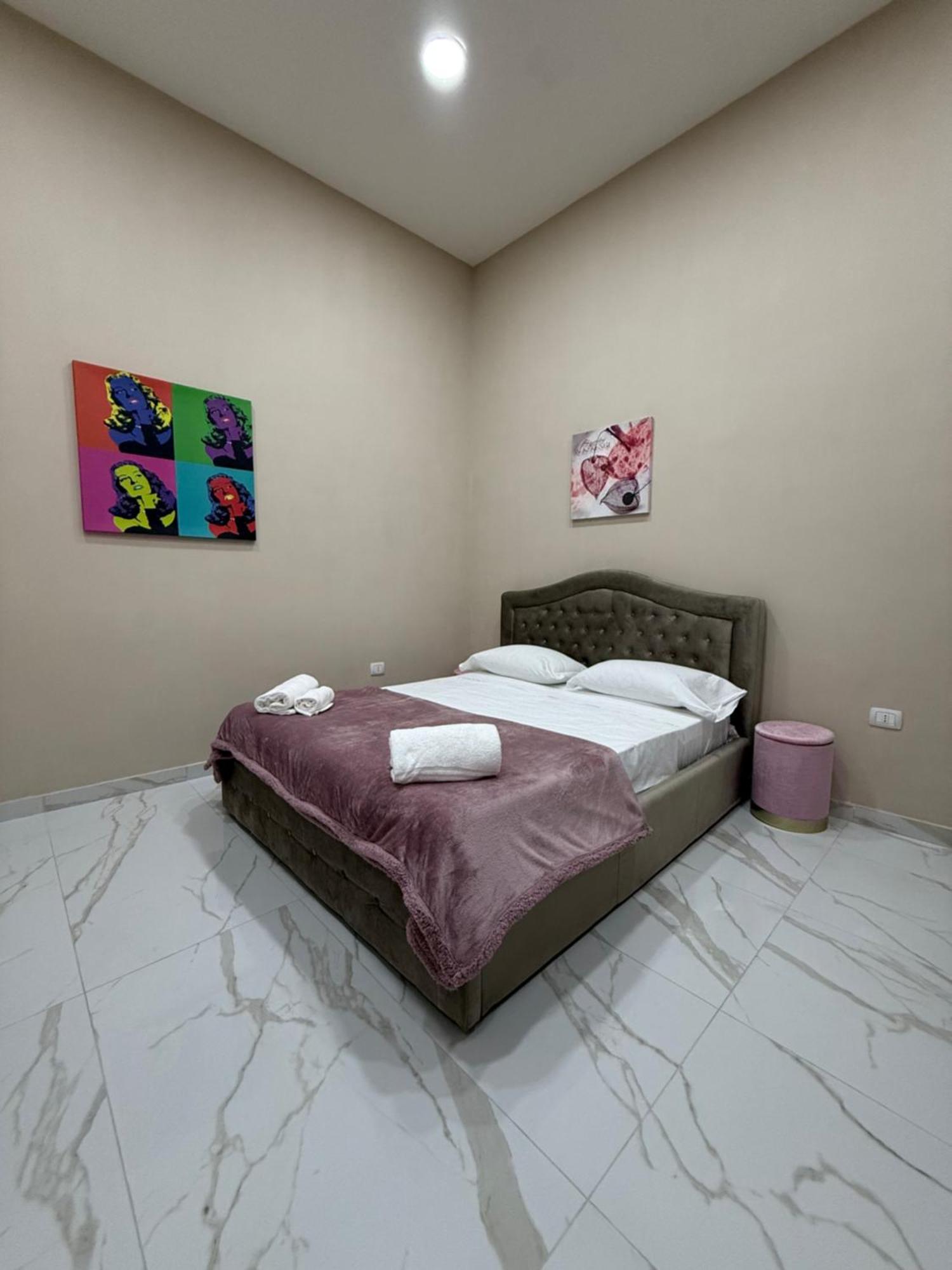 Valentino Caracciolo 105 Apartment Naples Exterior photo